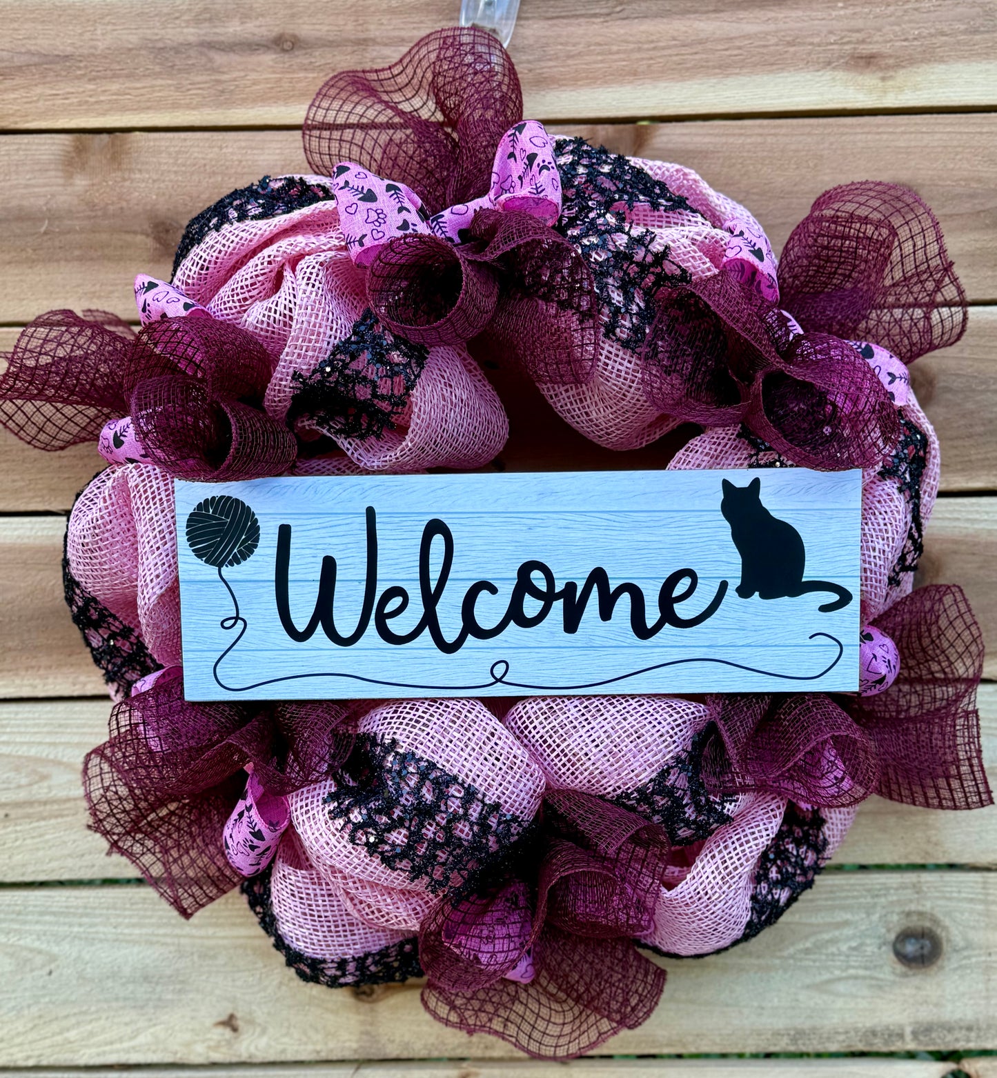Pink & Burgundy Cat Lover Welcome Wreath – Handmade Mesh Door Decor