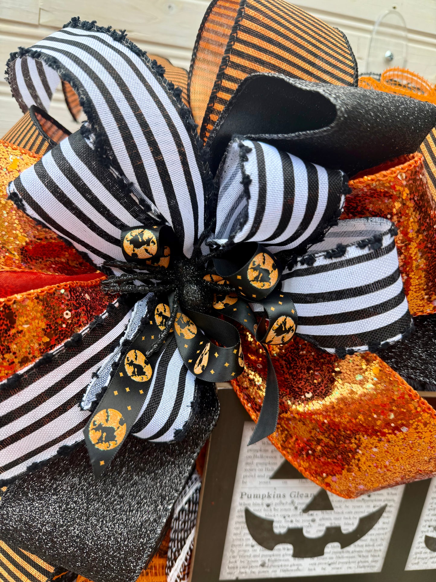 Halloween Jack-O’-Lantern Wreath