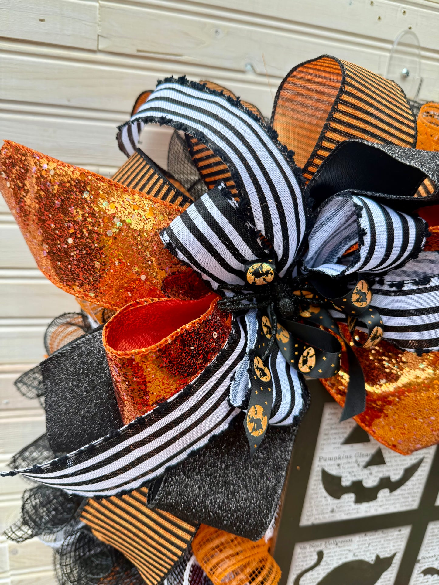Halloween Jack-O’-Lantern Wreath