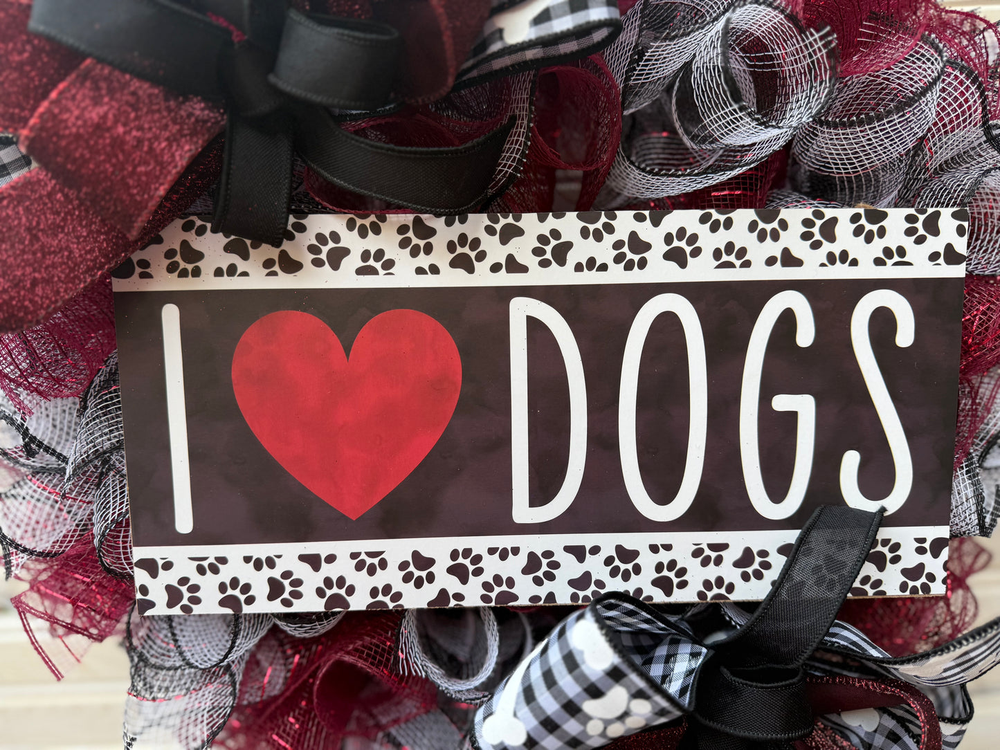 I Love Dogs Wreath – Mesh Dog Lover Door Décor
