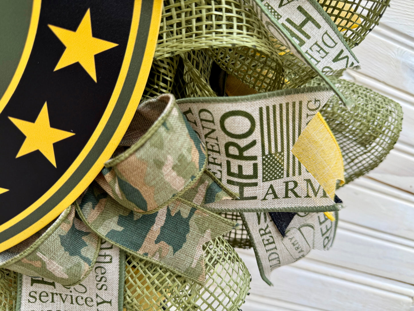 Army Tribute Wreath – Brave and Strong Military Door Décor