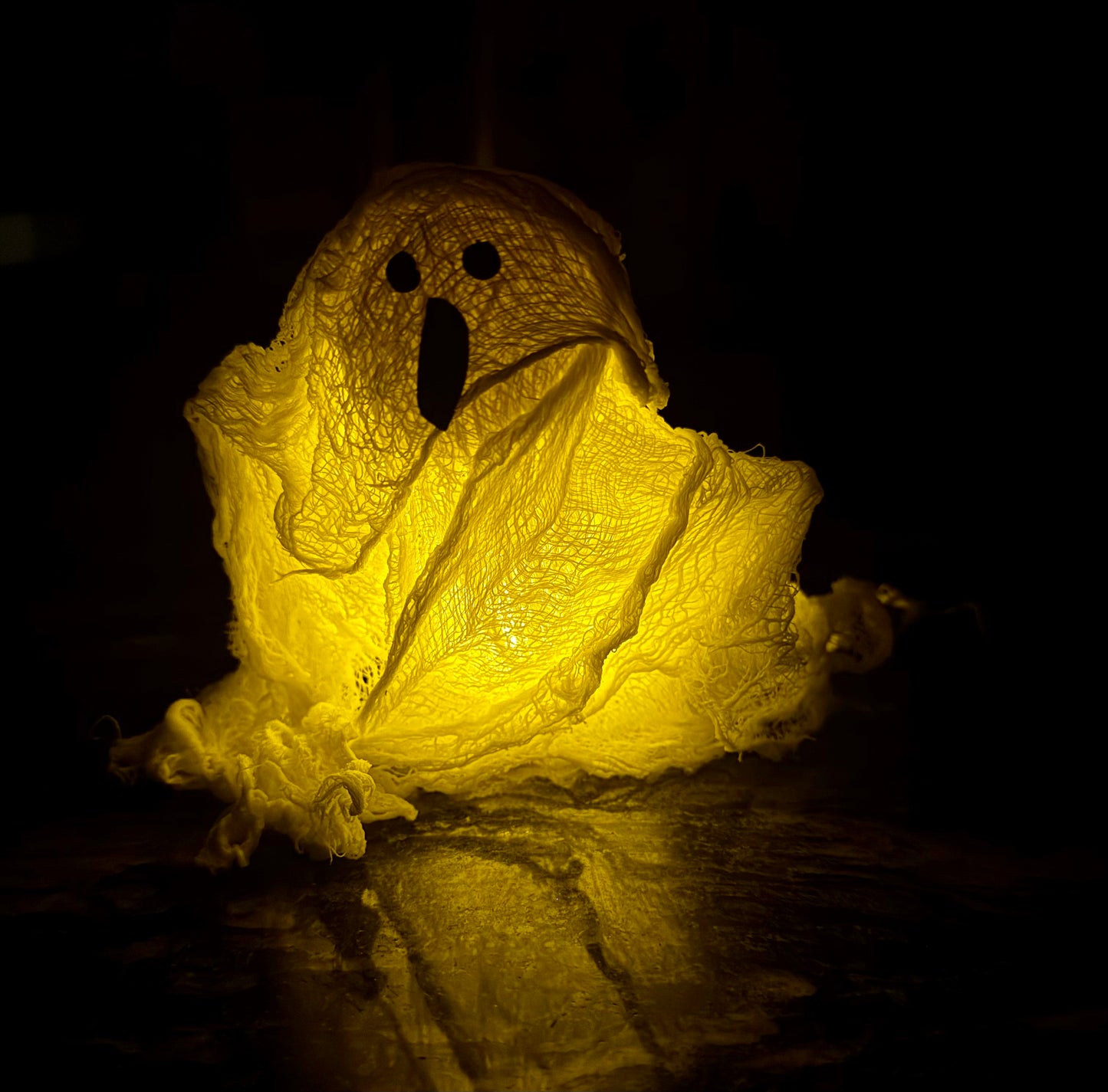 Light-Up Ghost Table Decor