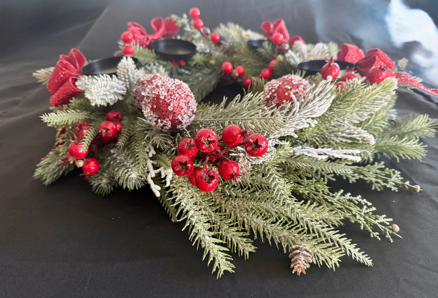 Red & Green Christmas Advent Wreath Centerpiece with Candle Holders – Holiday Table Decor