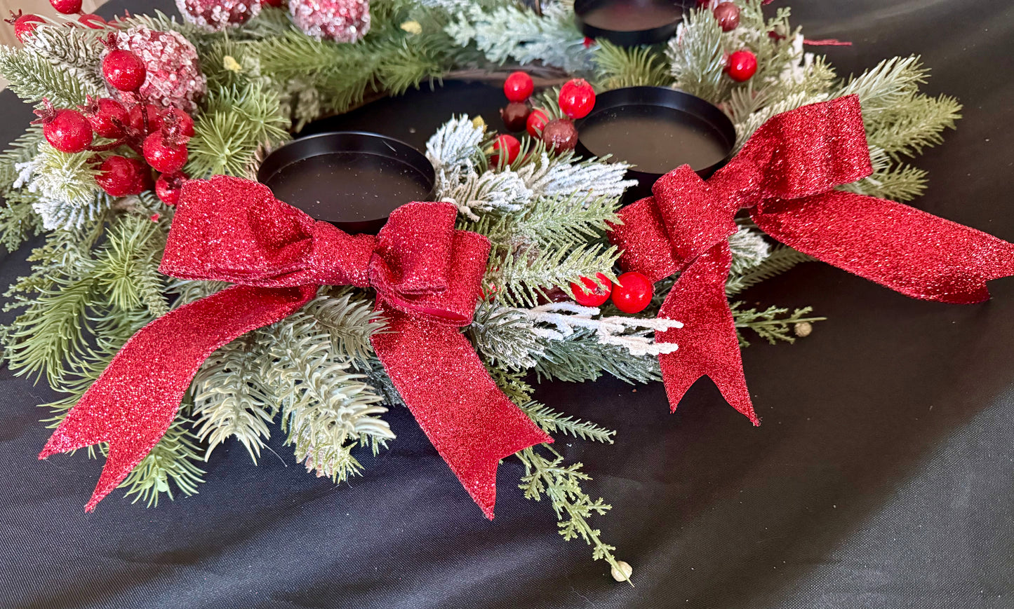 Red & Green Christmas Advent Wreath Centerpiece with Candle Holders – Holiday Table Decor