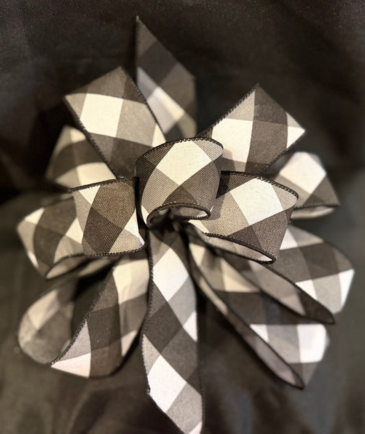 Classic Black & White Buffalo Check Bow