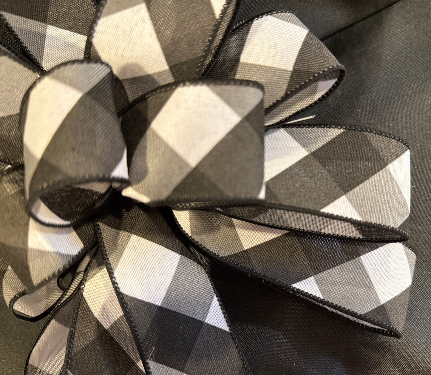 Classic Black & White Buffalo Check Bow