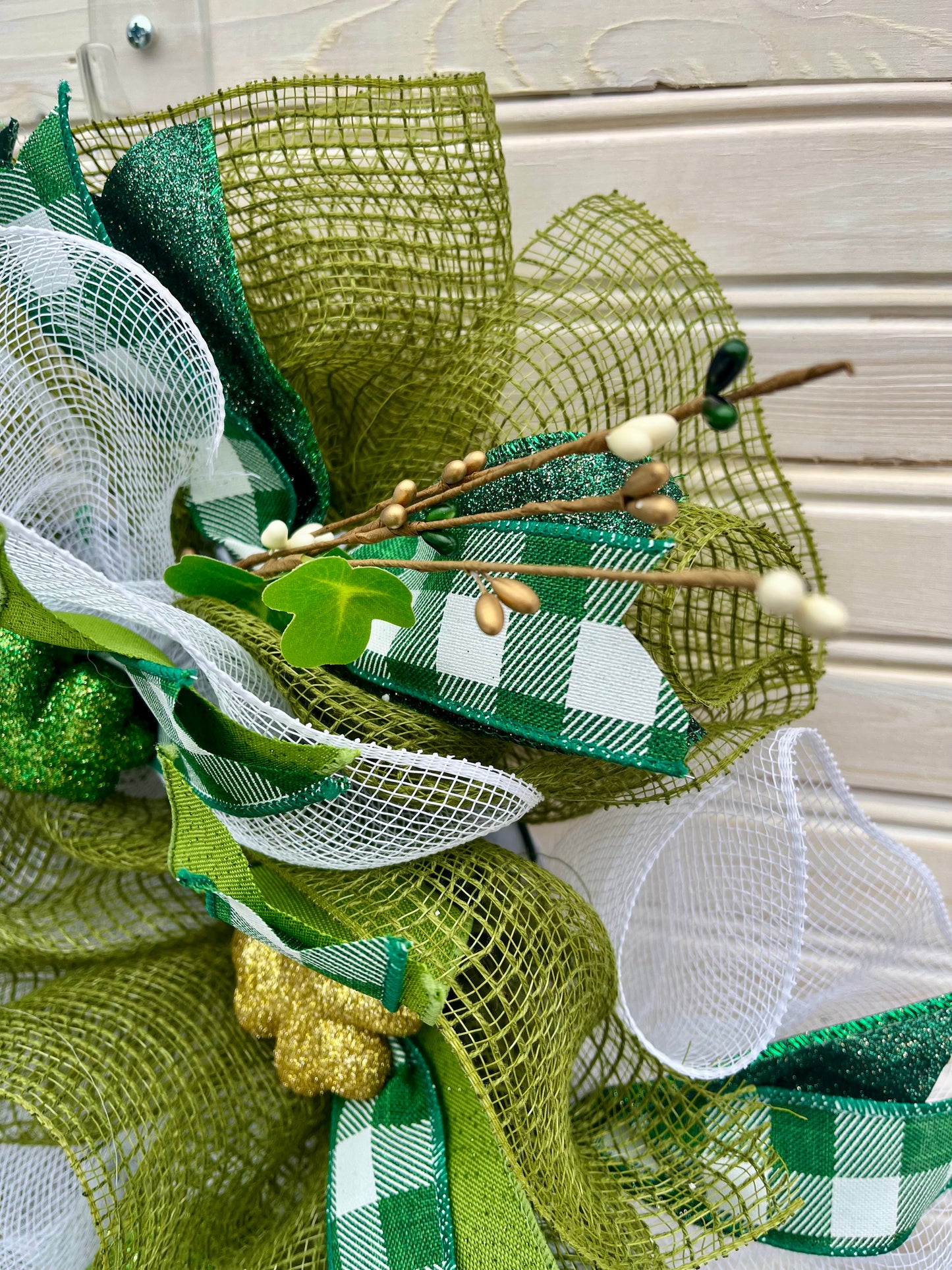 St. Patrick’s Day Wreath – Rustic Green & Gold Shamrock Decor